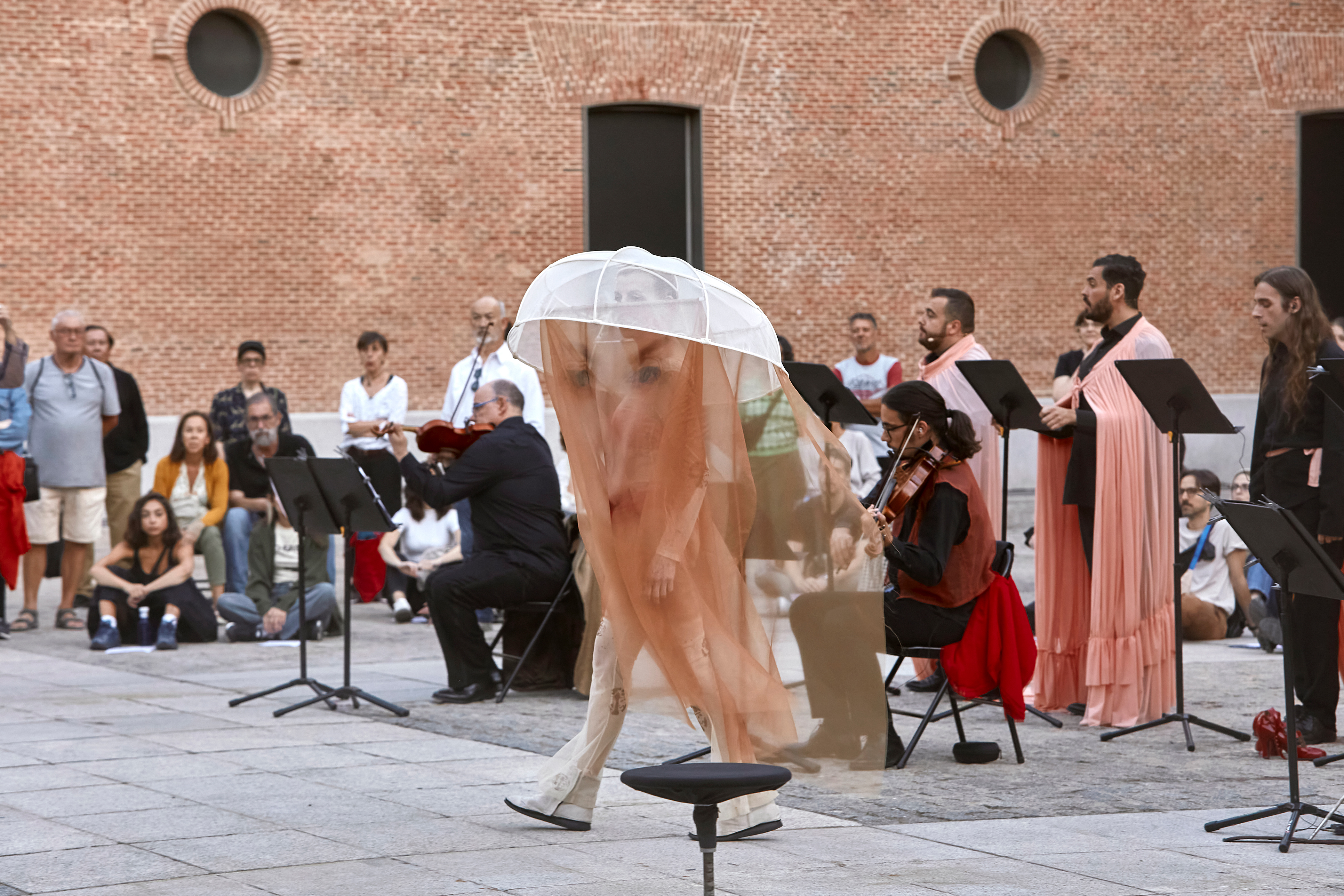 JUANA FICCIÓN costume 1